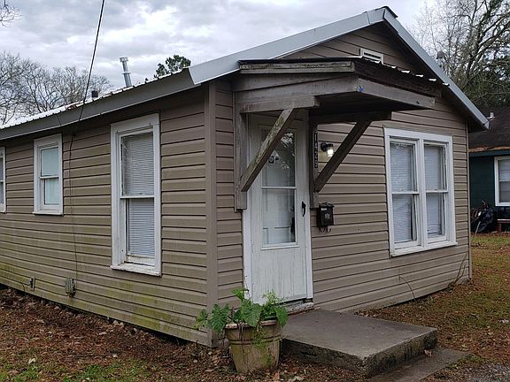 2nd image of 1429 3rd Ave