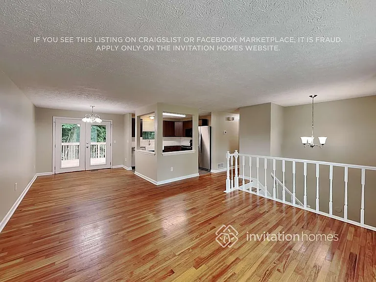 390 Hembree Forest Cir — Photo 4
