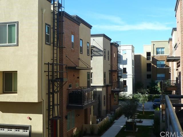 2nd image of 142 E Olive Ave Unit A