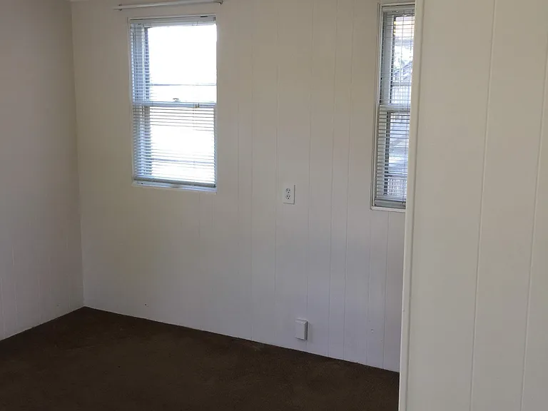 115 N Park St #5 — Photo 7