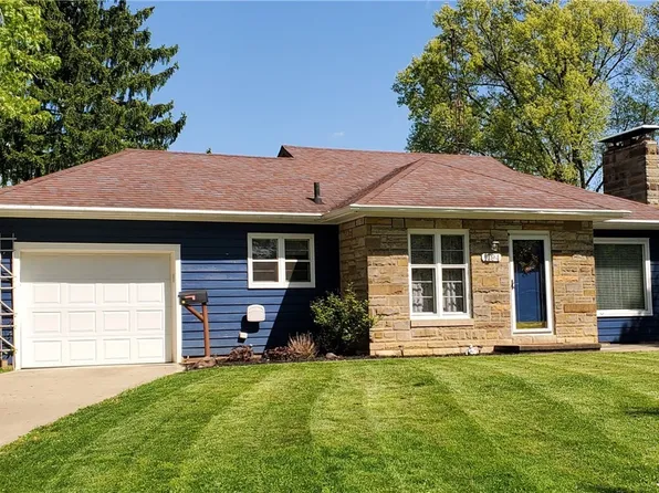1794 Lilly Ln, Alliance, OH 44601