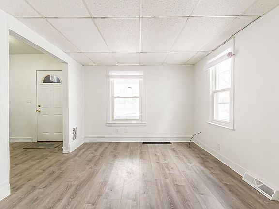 4th image of 171 Mohawk St