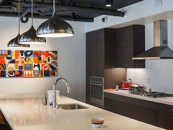 2nd image of 5260 University Way NE #403