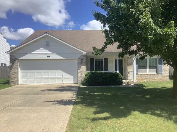 609 Lighthouse Dr, Fortville, IN 46040