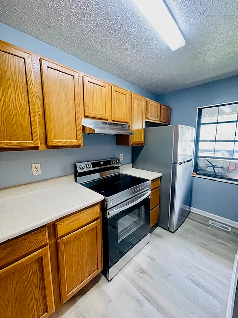2362 S Henderson St — Photo 4