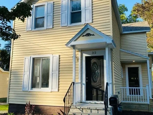 32 Tappan St, Baldwinsville, NY 13027