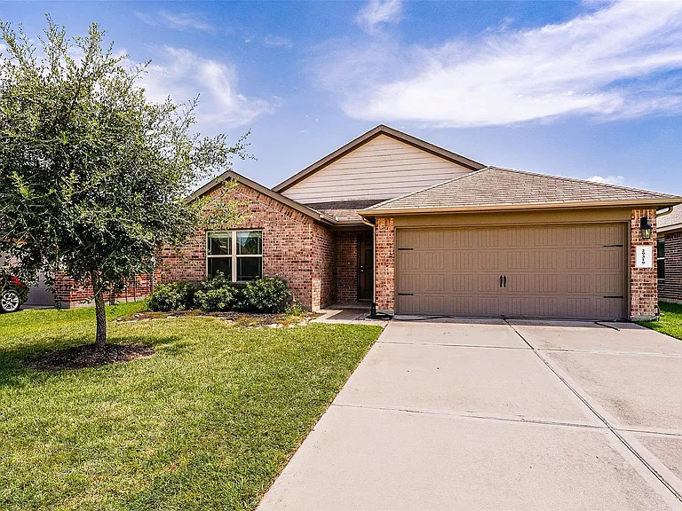 29319 Dunns Creek Ct — Photo 1