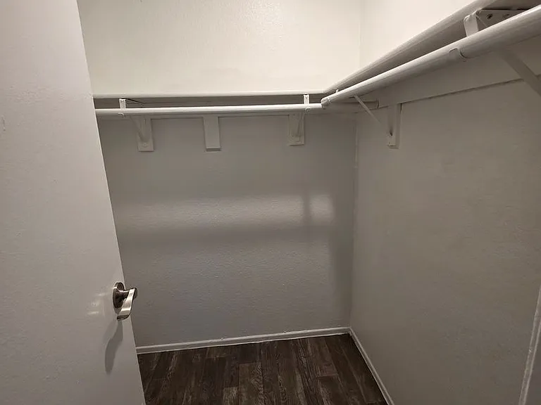Canyon 35 Apartments — Photo 31