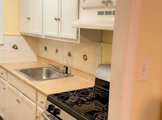 20 Barnes St #2, Pawtucket, RI 02860