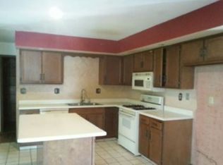 7941 Conehill Cir, Rockford, IL 61107