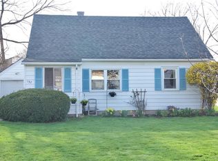 137 Greenfield Rd, Rochester, NY 14626