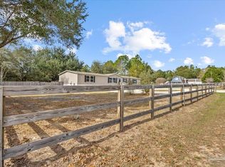 4891 Blue Ribbon Dr, Milton, FL 32583