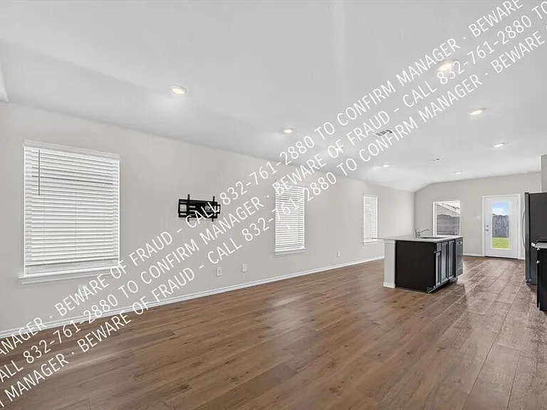 6111 Shearwater Rd — Photo 6