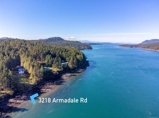 3218 Armadale Rd, Southern Gulf Islands, BC V0N 2M1