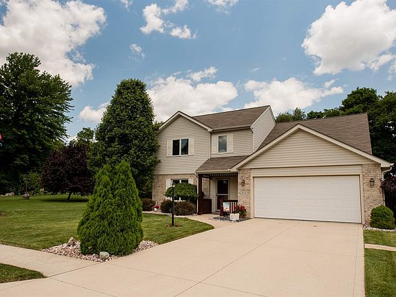 3rd image of 205 Ballenshire Ln