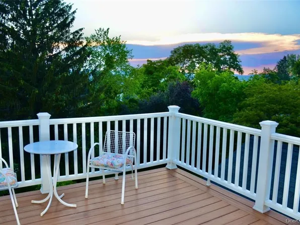 29 Cedar Ln, Ossining, NY 10562