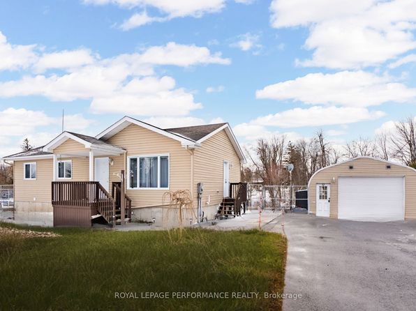 4888 McMartin St, South Glengarry, ON K0C 1S0