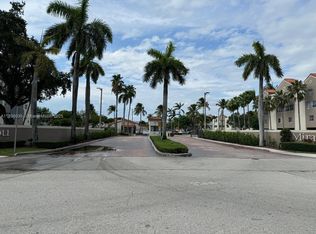6045 NW 186th St APT 309, Hialeah, FL 33015