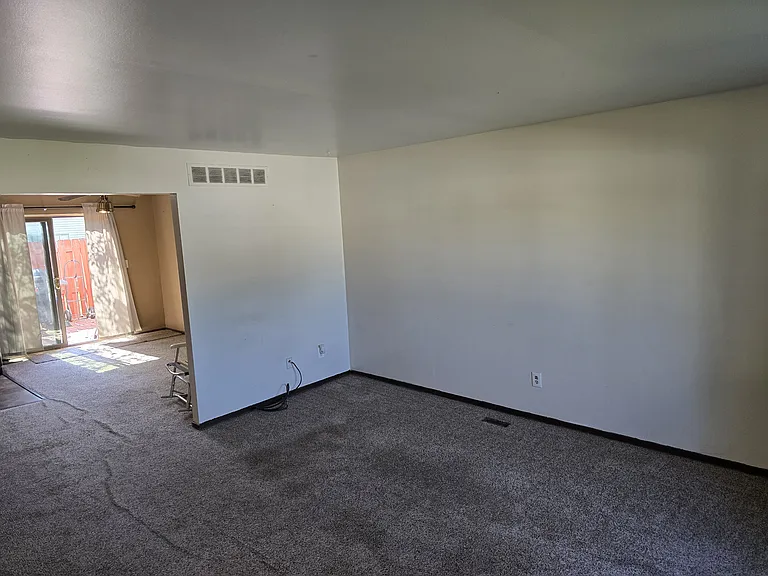 8643 Hickory Dr — Photo 14