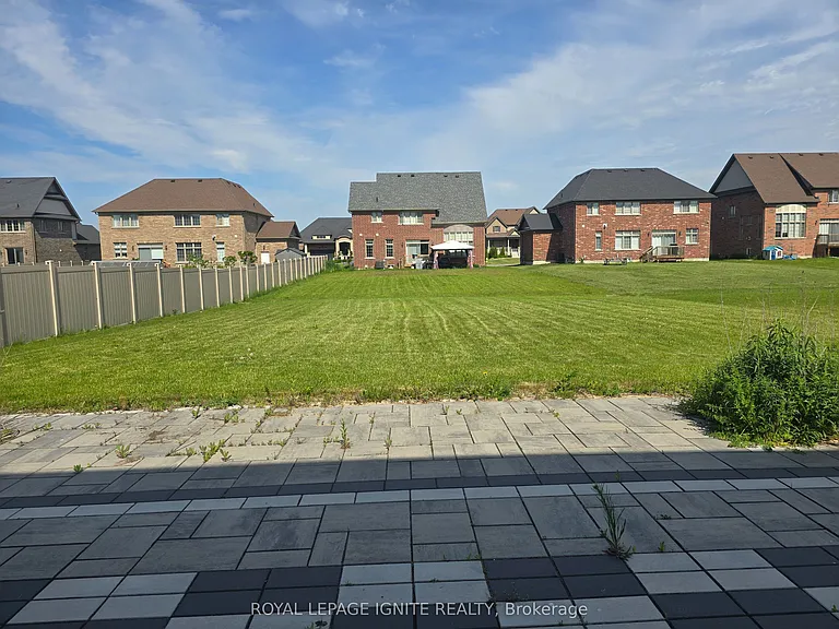 11 Monarch Rd — Photo 39