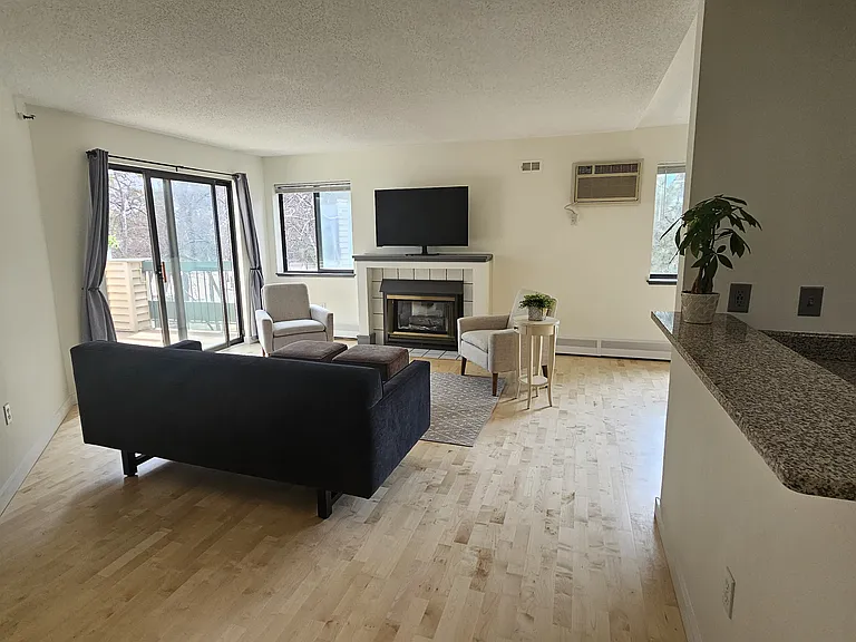 7622 York Ave S #1205 — Photo 7