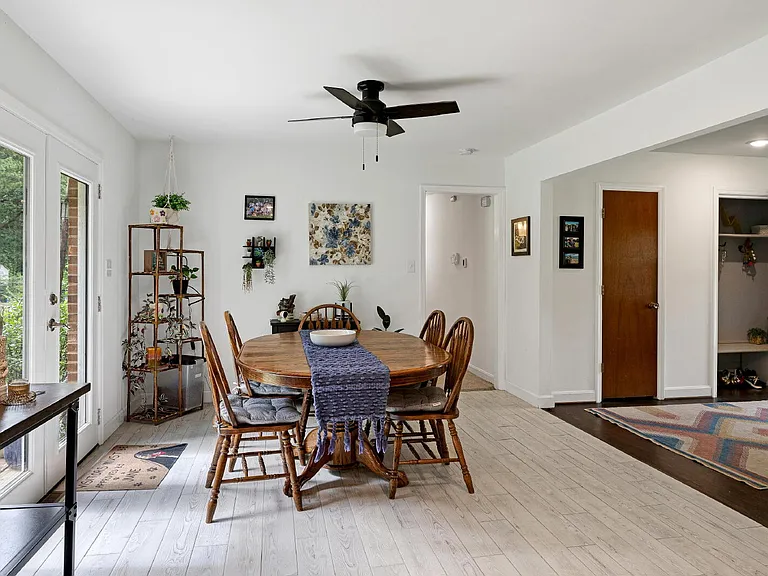 4824 Stafford Dr — Photo 10