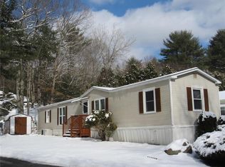 109 Sherwood Valley Ln, Coventry, RI 02816