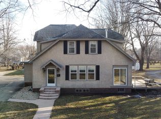 1115 S Main St, Princeton, IL 61356