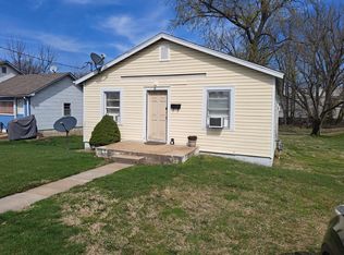 718 Missouri Ave, West Plains, MO 65775