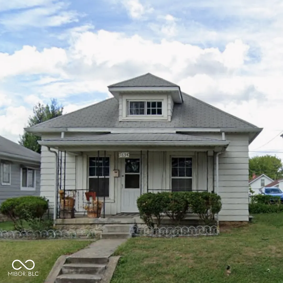 1634 Wade St photo 1