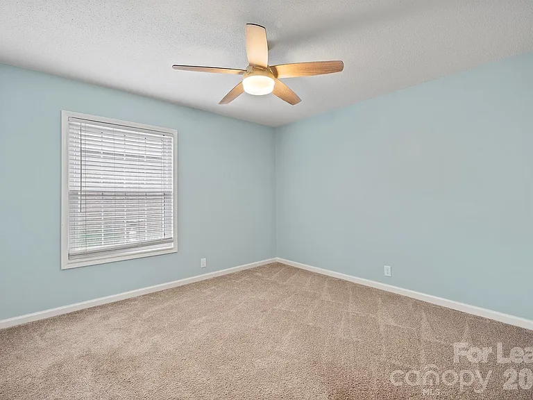 2630 Park Rd — Photo 16