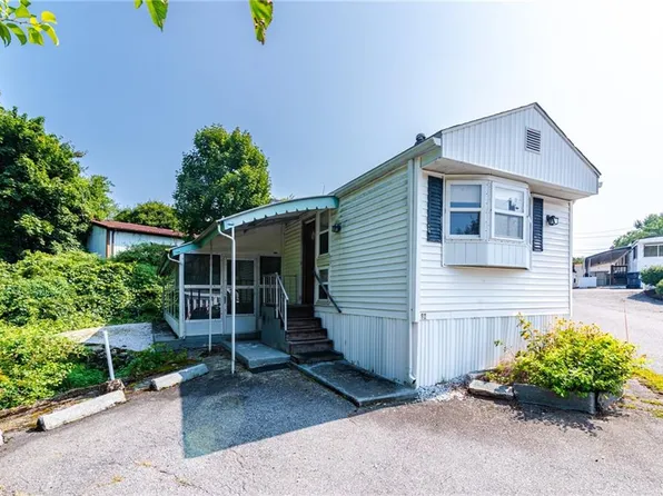27-62 Woodward Rd, Lincoln, RI 02865
