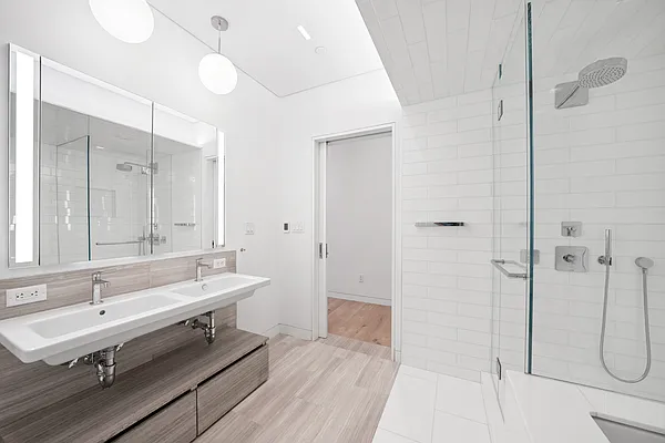 Rented by New York Residence | media 29