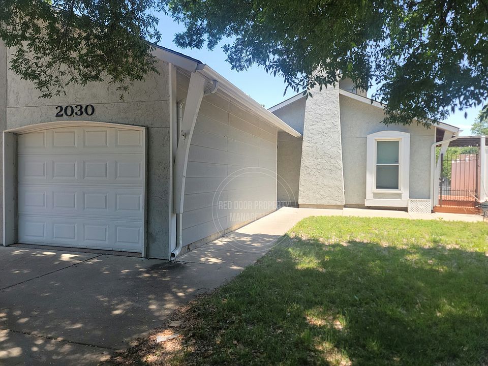 1st image of 2030 N Rosewood Ct
