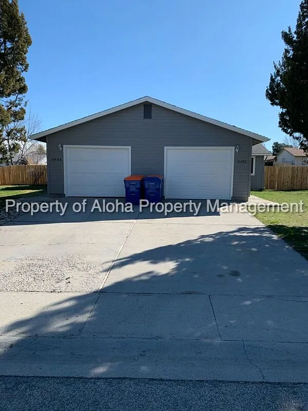 Building Photo - 10488 W Seneca Dr