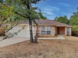 557 Dylan Ct, Azle, TX 76020