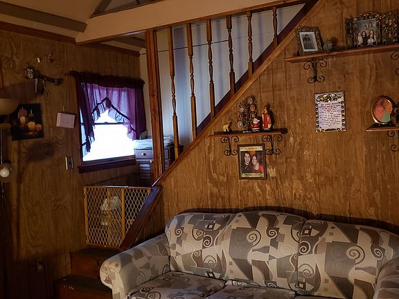 Liv Rm & Stairs to Mstr Bdrm