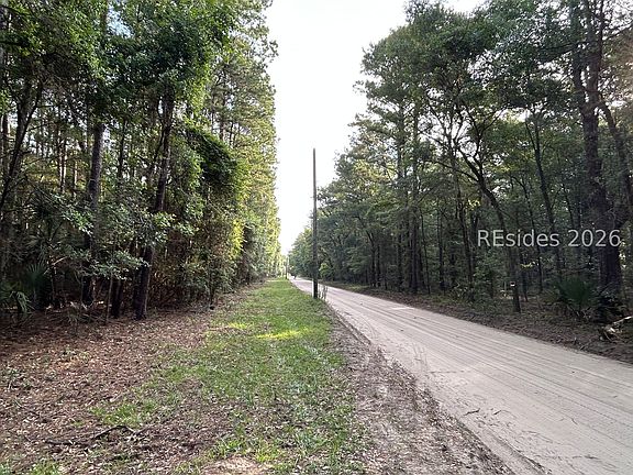 3rd image of 214 Benjies Point Rd