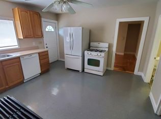 12 Prospect St APT 1, Webster, MA 01570