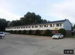 1815 Edgewood Dr UNIT 202, Mount Pleasant, MI 48858