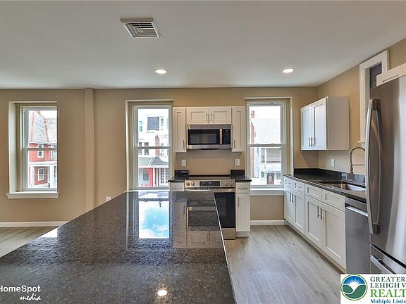 3rd image of 1210 W Turner St #1