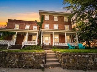 8 Trenton Ave #2, Frenchtown, NJ 08825