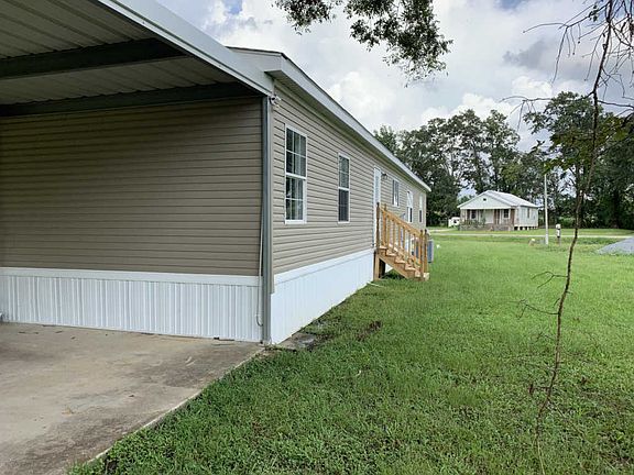 3rd image of 1158 Orchard Park Dr