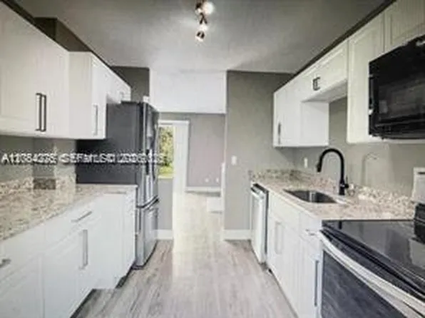 2357 Tom Jones St, Orlando, FL 32839