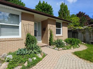 99 Woodpark Pl #BASEMENT, Newmarket, ON L3Y 3P5