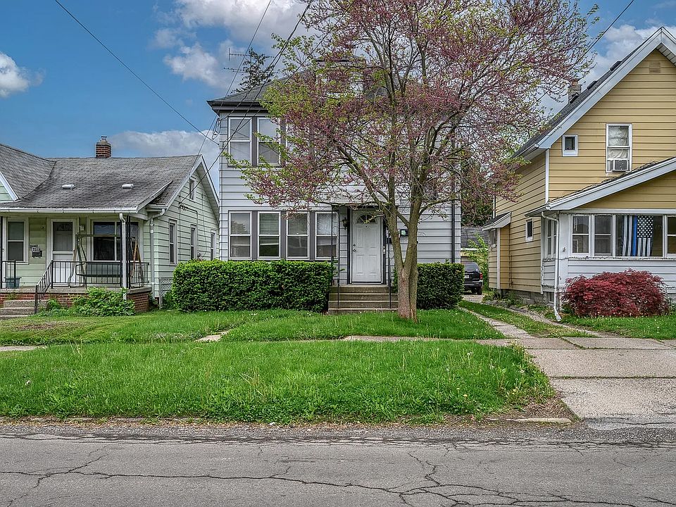 2nd image of 580 Dearborn Ave