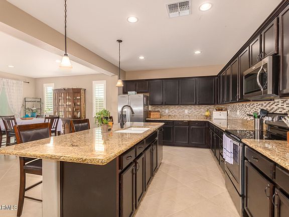 3rd image of 22656 E Via Del Verde