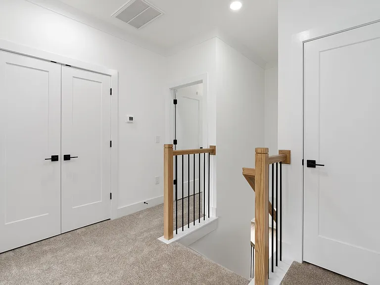 4603 1/2 Malone Ct — Photo 32
