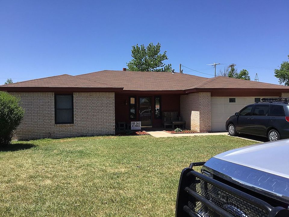 1st image of 708 Daffodil St