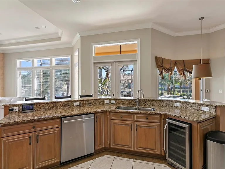 1321 Windsor Harbor Dr — Photo 14